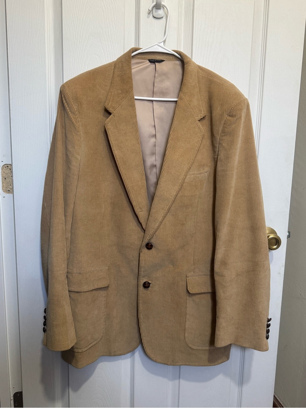 Manhattan Tan Sport Coat Blazer - Classic Tailored Style - Picture 3 of 8